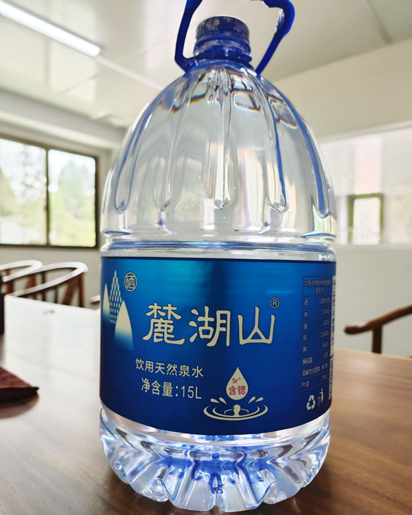 麓湖山饮用天然泉水5L